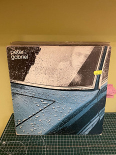 Peter Gabriel – Peter Gabriel, 1977 (1-й альбом, 1977), Charisma – 6369 978, Italy (ЕХ, ЕХ+/ЕХ, вст