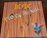 AC/DC – Fly On The Wall