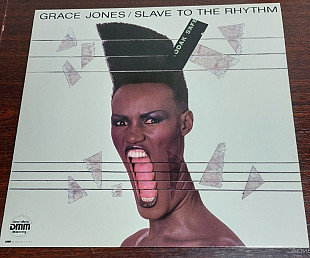 Grace Jones – Slave To The Rhythm