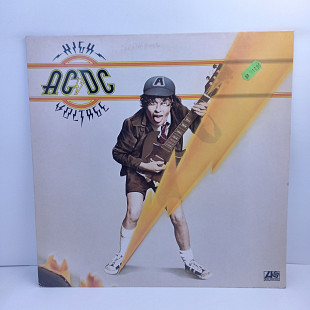 AC/DC – High Voltage LP 12" (Прайс 30786)