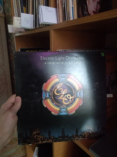 Electric Light Orchestra - A New World Record, 1976 (6-й альбом, 1976), JET LP 200, Holland (ЕХ, ЕХ