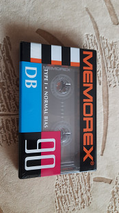 Memorex DB 90