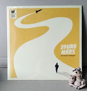 Bruno Mars - Doo-Wops & Hooligans LP Neon Yellow Vinyl edition