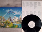 ASIA ( DOWNES, HOWE, PALMER, WETTON - EX YES, KING CRIMSON ) ALPHA ( GEFFEN GEF 25508 ) 1983 ENGL