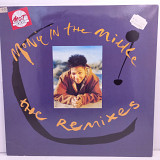 Monie Love – Monie In The Middle (The Remixes) MS 12" 45RPM (Прайс 45648)