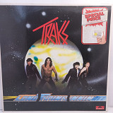 Traks – Long Train Running LP 12" (Прайс 38387)