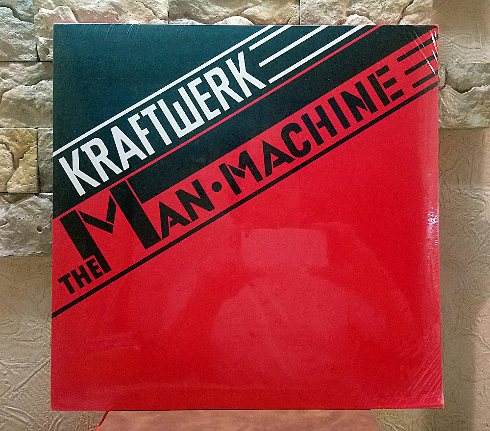Нова платівка Kraftwerk - The Man Machine 1978 | Vinyl.com.ua