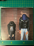 Crystal Castles – Crystal Castles