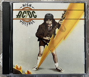 AC/DC – 1976 High Voltage