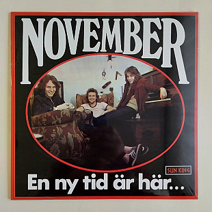 November – En Ny Tid Är Här...