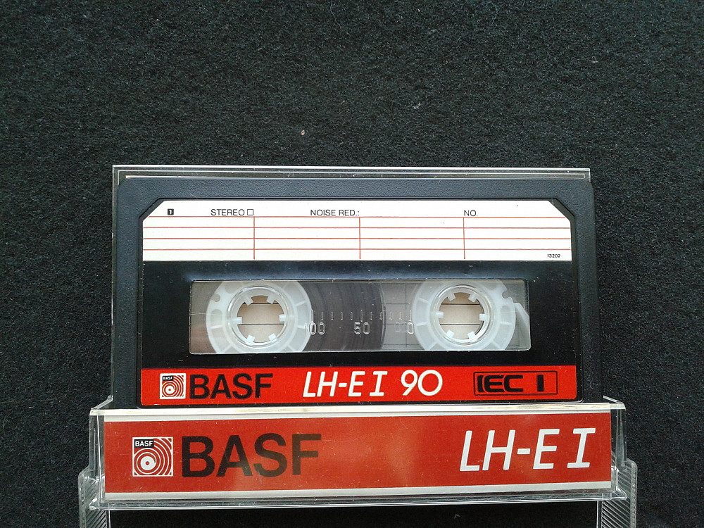 BASF LH-EI 90 | Vinyl.com.ua