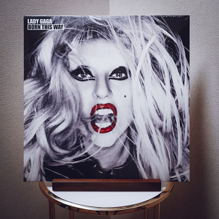 Lady Gaga – Born This Way