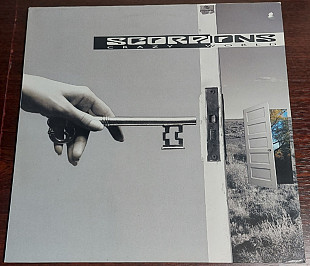 Scorpions – Crazy World