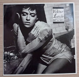 Viktor Lazlo – Hot And Soul