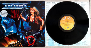 DORO ( WARLOCK ) FORCE MAJEURE ( VERTIGO 838 016-1 1Y/2Y ) STICKER 1989 GERMANY