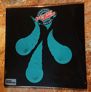 Manfred Mann's Earth Band – Nightingales & Bombers