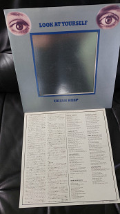 Uriah Heep – Look At Yourself