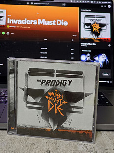 The Prodigy – Invaders Must Die