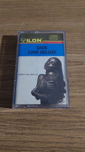 Sade – Love Deluxe