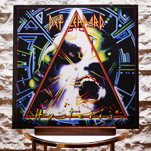 Def Leppard – Hysteria