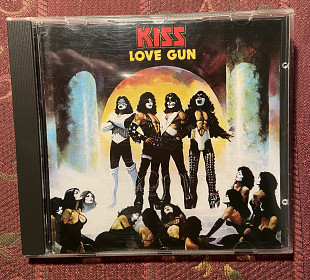 Kiss - Love Gun