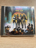 Kiss - Love Gun
