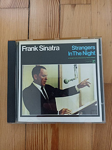 Frank Sinatra - Strangers In The Night (1966)