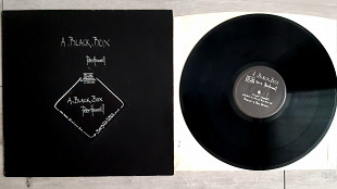 PETER HAMMILL ( VAN DER GRAAF GENERATOR ) A BLACK BOX ( S TYPE RECORDS PHS 1 A1/B2 ) with Sticker !