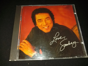 Smokey Robinson "Love Smokey" фирменный CD Made In Germany.