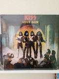 Kiss "Love Gun" 1977