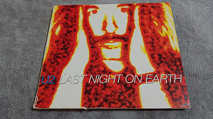 U2 - Last Night on Earth. фирменный cd