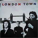 Wings 78 "London Town" OIS+Giga Poster, Germany Nm-/Nm-