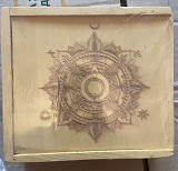 Raventale – Planetarium (Wooden Box Set)