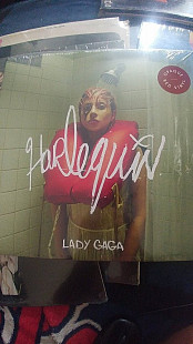Новая Lady Gaga Harlequin red