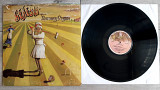GENESIS ( PROG ROCK ) NURCERY CRIME ( CHARISMA MAN IN HAT CAS 1052 ) 1971 USA