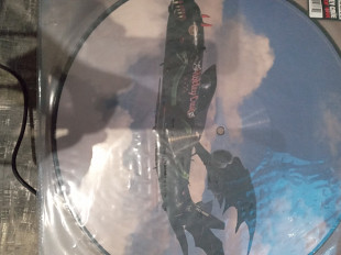 New Mötley Crüe – Dogs Of War