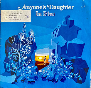 Anyone's Daughter – In Blau