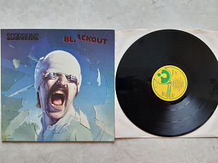 SCORPIONS BLACKOUT ( EMI HARVEST 1C064-64686 A3/B3 ) 1982 GER