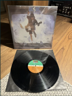 AC/DC - Blow Up your video LP