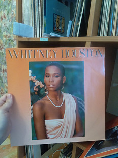 Whitney Houston – Whitney Houston (1-й альбом), 1985, 206 978, Europe (ЕХ, ЕХ+/ЕХ+) - 300