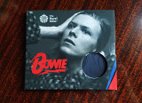 Буклет David Bowie Music Legends к монете Великобритании 5 фунтов 2020