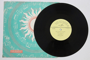 Пластинка Поет Дадахон Хасанов - УЗБЕКСКИЕ НАРОДНЫЕ ПЕСНИ в сопровождении на таре (Ташкент, 1970) Ех