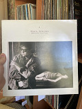 Paul Young – Between Two Fires (3-й альбом), 1986, CBS 450150, Europe (ЕХ, ЕХ+/NM-, вставка) - 300