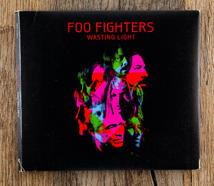 Foo Fighters - Wasting Light (США)