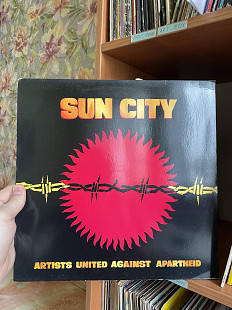 Artists United Against Apartheid – Sun City, 1985, 1C 064 24 0467, Europe (ЕХ, ЕХ+/NM-, вставка + в