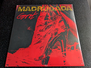 MADRUGADA “Grit”