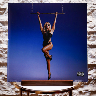 Miley Cyrus – Endless Summer Vacation