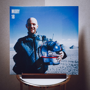 Moby – 18