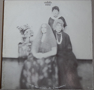 Mina – Uiallalla (PDU – P 025777, Italy) inner sleeve VG+/EX+/EX+