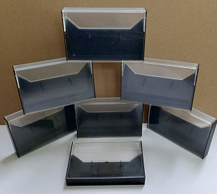 Футляри до аудіокасет